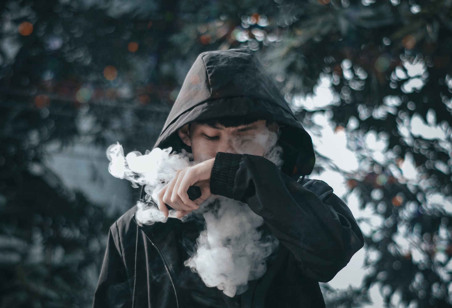 Advantages and Disadvantages of Vaping