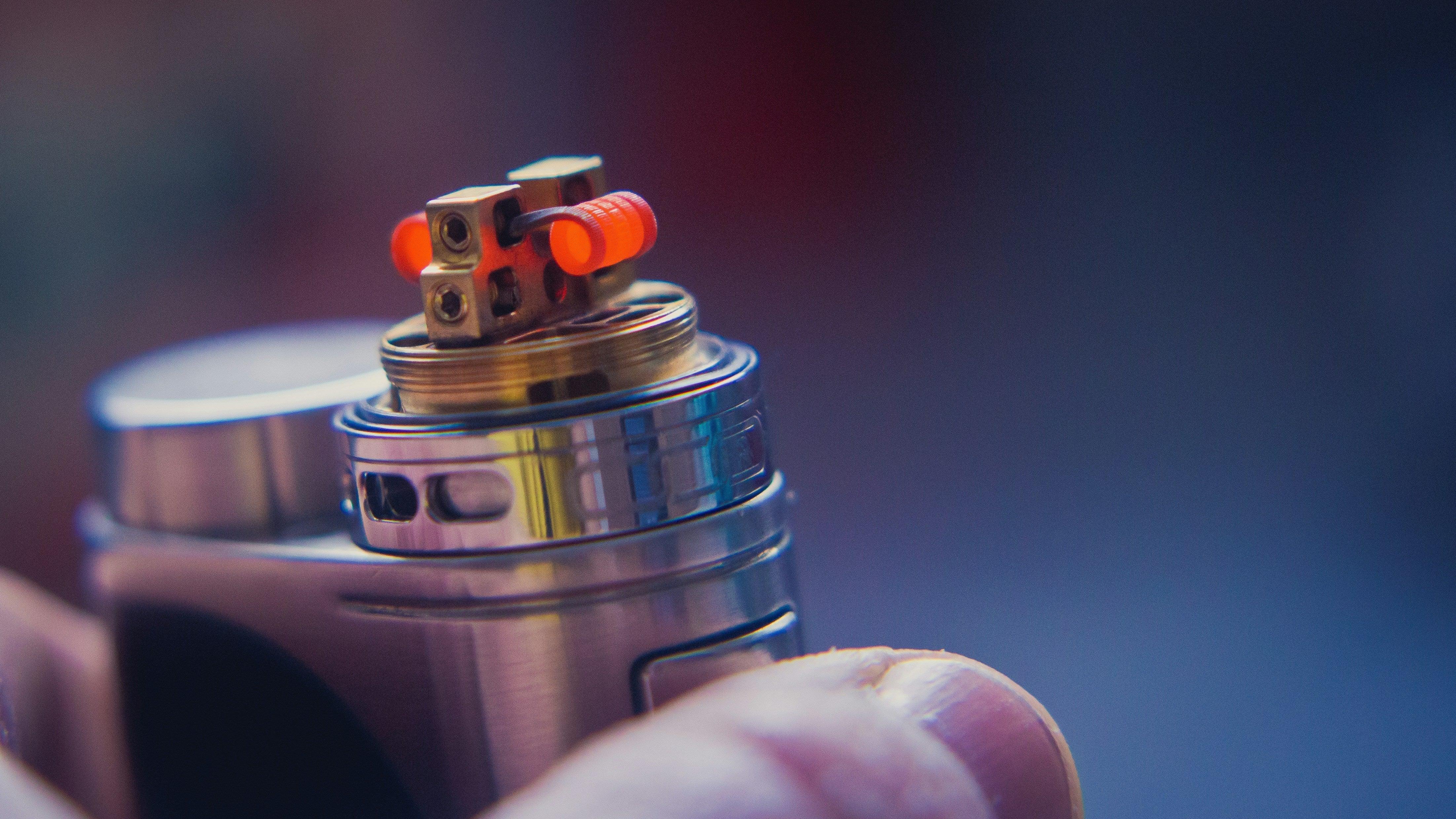 Level Up Your Vape Setup in 2025 — The Best Vape Kits & E-Liquids in the UK
