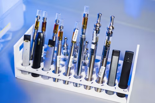 3 Best Disposable Vape Kits To Buy In 2022